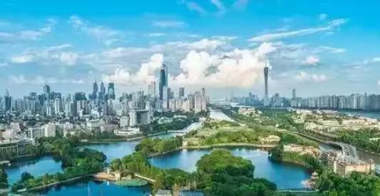 广州佛山的两个镇，GDP过千亿，碾压广州所有的街镇，城建堪比市中心