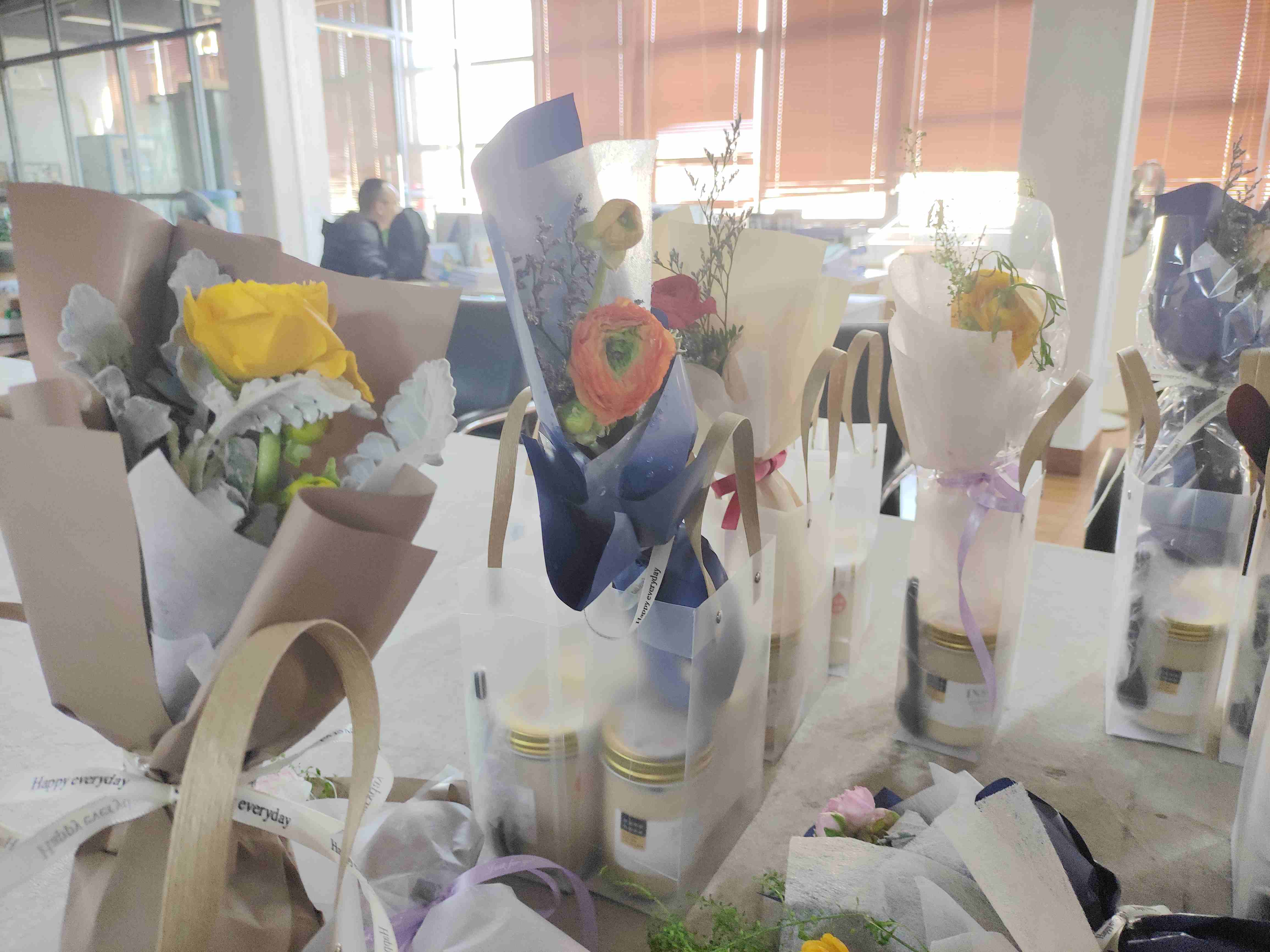 佛山仓库出租女神节鲜花 佛山仓库出租女神节鲜花